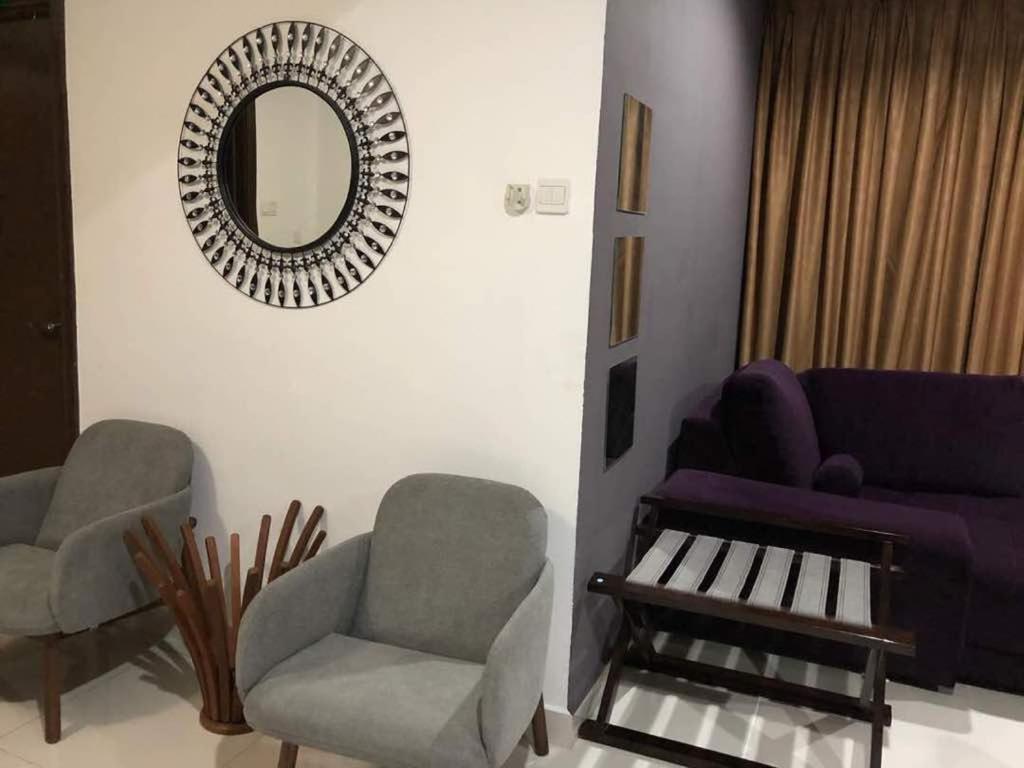 Regalia Exclusive Hostel Kuala Lumpur Extérieur photo