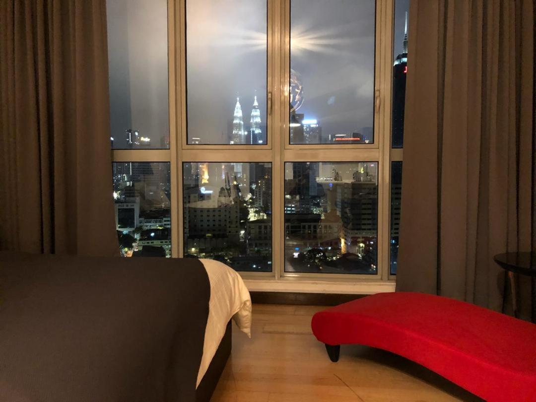 Regalia Exclusive Hostel Kuala Lumpur Extérieur photo