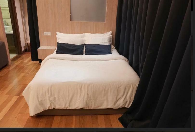 Regalia Exclusive Hostel Kuala Lumpur Extérieur photo